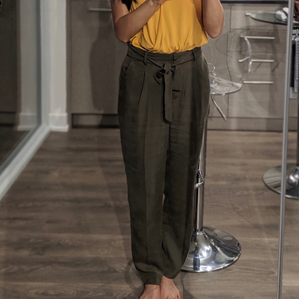 RW&Co army green pant